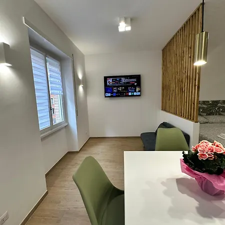 Charming House Tuscolana - 罗马