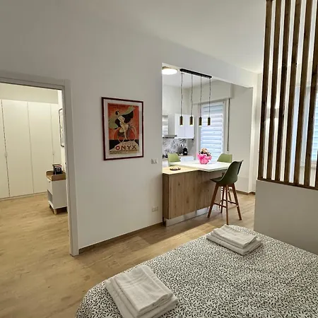 Charming House Tuscolana - Апартаменты Рим